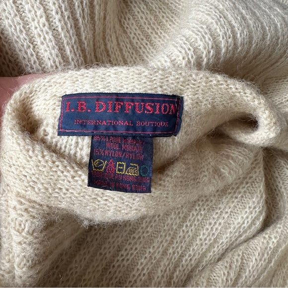 VINTAGE MOHAIR WOOL KNIT PONCHO SLEEVELESS TUNIC SWEATER SAND BEIGE NATURAL M-XL - Picture 8 of 10